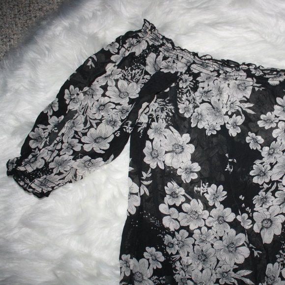 Sheer Off Shoulder Floral Blouse - Picture 3 of 5